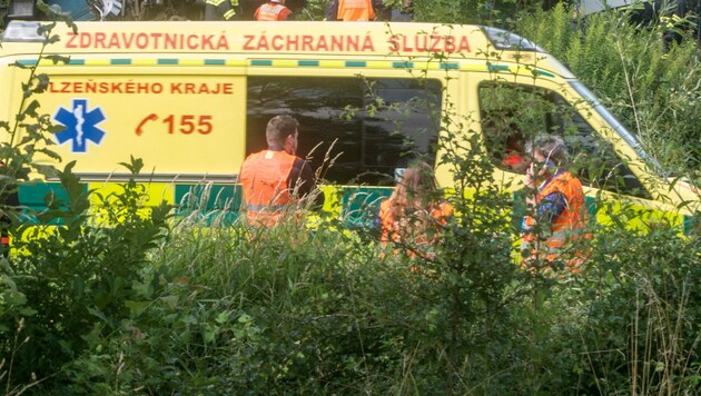 Rettungskräfte in Tschechien (Symbolbild) (Bild: AFP)