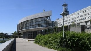 Bei der vergangenen Landtagssitzung wurde im Regierungsviertel St. Pölten ...