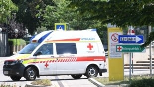 Die Verunglückte konnte zwar noch vom Rettungsdienst reanimiert werden, starb aber am folgenden Tag im Krankenhaus (Symbolbild). (Bild: P. Huber)