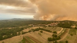 In Slowenien und Italien wüten heftige Brände. (Bild: Polizei Kärnten)