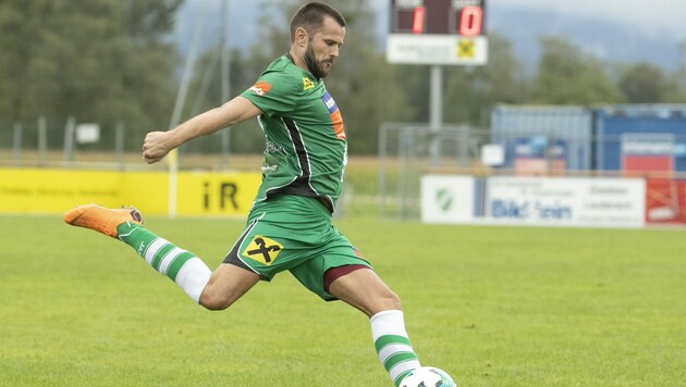 Mit dem von Lauterach geholten Danijel Gasovic hofft man beim FC Höchst defensiv stabiler zu werden. (Bild: Maurice Shourot)