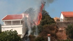 Der Urlaubsort Vatera in Griechenland wurde rechtzeitig evakuiert. (Bild: AFP )