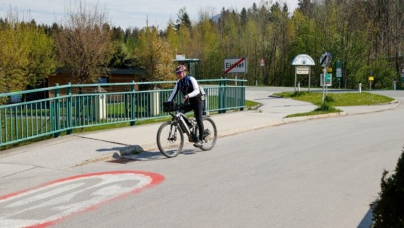 Die Pflegerbrücke auf der Strecke Grödig-Salzburg ist eines der Projekte im heurigen Jahr. (Bild: Tschepp Markus)