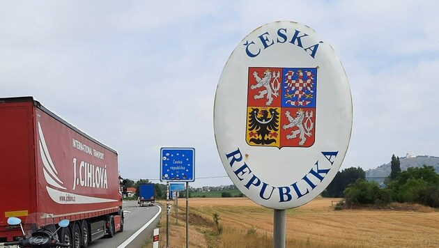 Österreich verlängert die Grenzkontrollen zu Tschechien. (Bild: P. Huber)