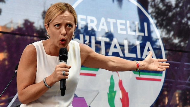 Giorgia Meloni (45) steht am äußersten rechten Rand der Politik. Ihre Partei hat faschistische Wurzeln und führt in den Umfragen. (Bild: (c) www.VIENNAREPORT.at)