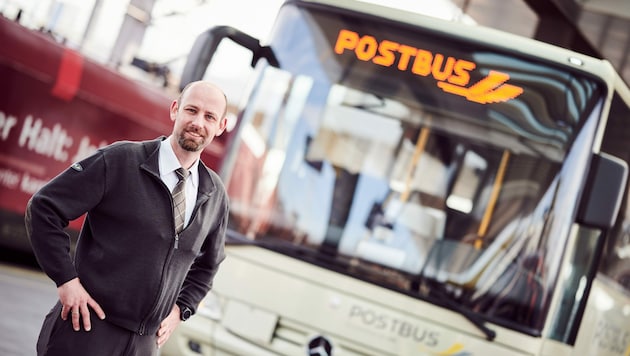 Praxisorientierte Einschulung und weitere Zuckerln sollen zum Job als Lenker bei der Postbus AG locken. 30 Fahrer werden derzeit gesucht. (Bild: Marek Knopp)