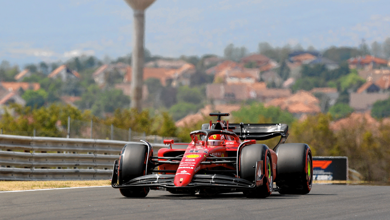 Ferrari Unantastbar - Verstappen Enttäuscht Bei Bestzeit Von Leclerc ...