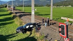 Das Zugunglück forderte zwei Todesopfer. (Bild: zoom.tirol, Krone KREATIV)