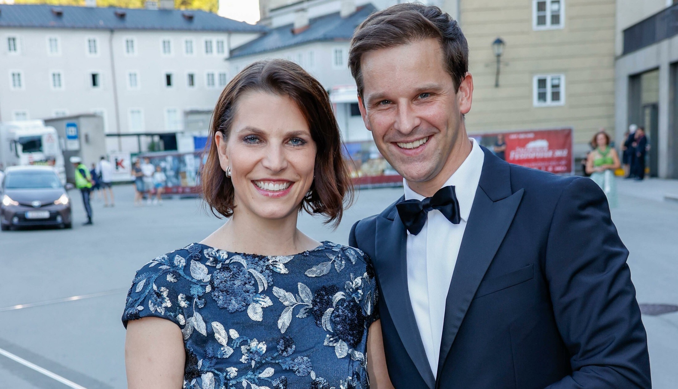 Salzburger Festspiele - Angela Merkel kam in bekanntem Kleid zur