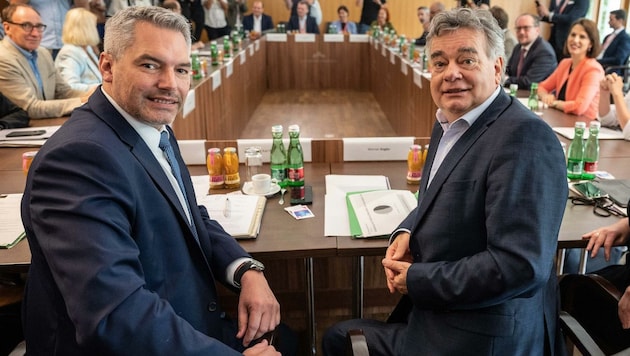 Vertrauensverhältnis zwischen Karl Nehammer und Werner Kogler (Bild: SEPA.Media | Martin Juen)