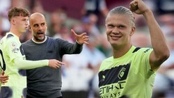 Pep Guardiola und Erling Haaland (Bild: Copyright 2022 The Associated Press. All rights reserved)