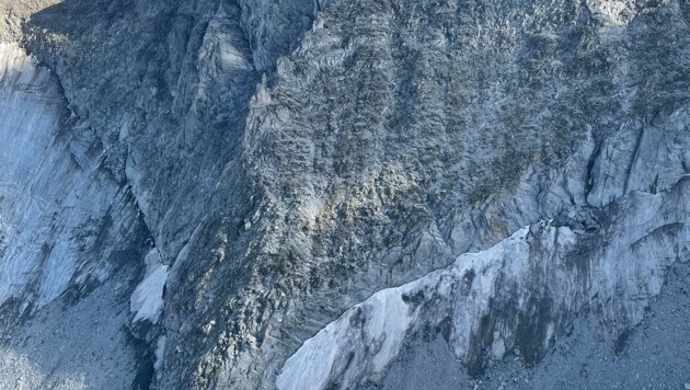 Im Bereich des Ochsnerkees stürzte der Einheimische 150 Meter über Felsabbrüche ab. (Bild: ZOOM.TIROL)