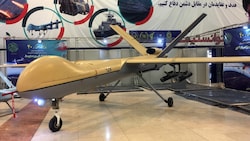 Die einmotorige Kampfdrohne Schahed 129 erinnert an die US-Drohne Predator. Sie gilt als Rückgrat der iranischen Drohnenflotte. (Bild: Wikimedia Commons / Fars Media Corporation)