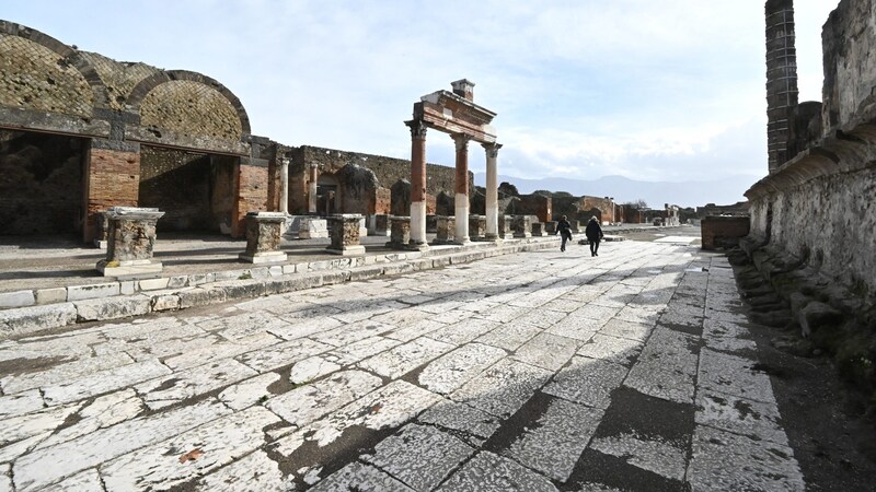 Madonna wants to visit Pompeii, but there will not be a party on the grounds of the archaeological site. (Bild: APA/AFP/Andreas SOLARO)