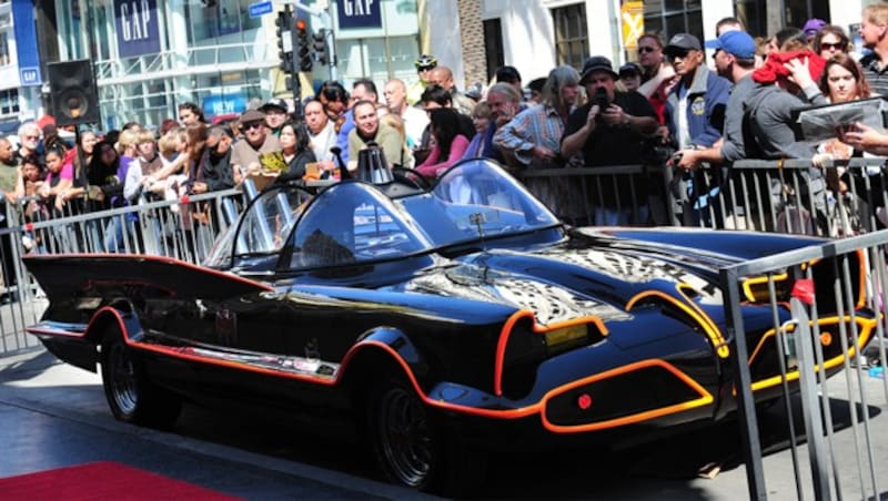 Das Batmobil aus dem Jahr 1966 wurde 2013 um 4,62 Millionen Dollar versteigert. (Bild: AFP)