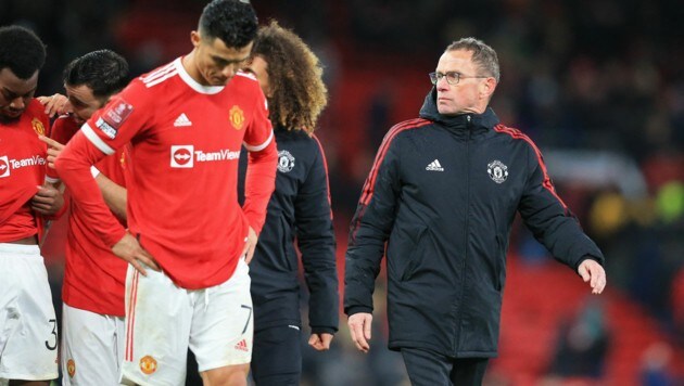 Ralf Rangnick (rechts) als Manchester-United-Trainer mit Cristiano Ronald im Februar 2022 (Bild: AFP)