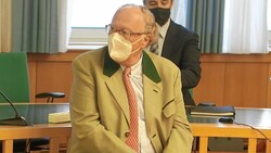 Alfons Mensdorff-Pouilly sitzt wieder als Angeklagter vor Gericht in Wien. (Bild: Gerhard Bartel)