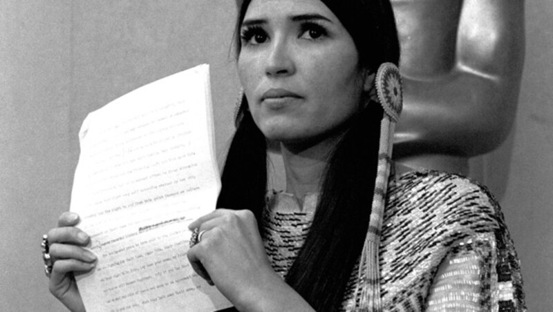 Sacheen Littlefeather bei den Oscars 1973 (Bild: 1973 AP)