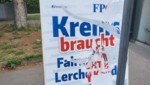 Actos de vandalismo en Krems: los carteles publicitarios de SPÖ y FPÖ fueron desfigurados y destruidos (Imagen: FPÖ Krems)