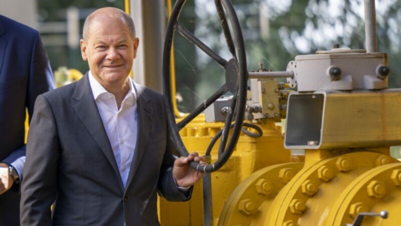 Der deutsche Kanzler Scholz greift beim Gaspreis ein. (Bild: APA/dpa/Monika Skolimowska)