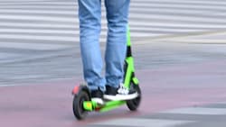 Zwei E-Scooter-Fahrer waren betrunken unterwegs (Symbolbild).