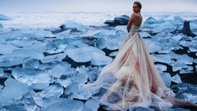 „Das Eis glitzert wie Diamanten“, sagte Poleschinski über das Fotoshooting bei der Gletscherlagune Jökulsárlón. (Bild: Oliver Rathschüler)