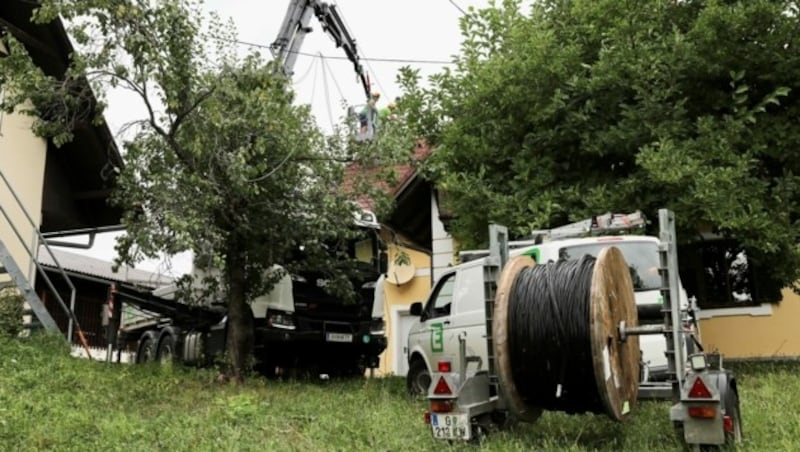 Sturmschäden in Frauental wurden am Freitag von der Energie Steiermark behoben (Bild: Energie Steiermark)