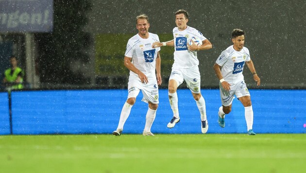 Deni Alar (Mitte) fixierte mit dem Ausgleich gegen Admira das dritte 1:1 der Vienna in Serie. (Bild: GEPA pictures)