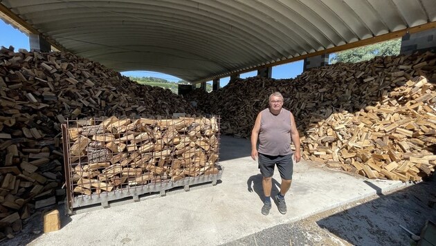 m Betrieb von Martin Trummer wird nur Holz aus der Region zur Auslieferung vorbereitet. Groß ist die Nachfrage. (Bild: Schulter Christian)