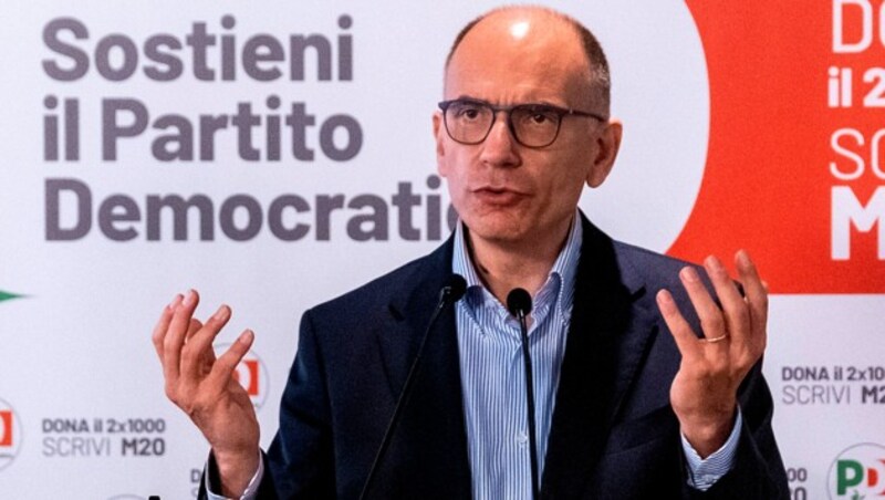 Enrico Letta wirft Meloni vor, „dramatische Nachrichten“ für ausländerfeindliche Propaganda im Wahlkampf zu missbrauchen. (Bild: AP)