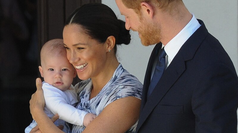 Herzogin Meghan und Prinz Harry mit ihrem Erstgeborenen, Prinz Archie. (Bild: AFP PHOTO/HENK KRUGER/AFRICAN NEWS AGENCY (ANA)/POOL)