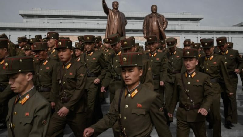 Nordkoreanische Soldaten in der Hauptstadt Pjönjang (Archivbild) (Bild: APA/AFP/Ed JONES)