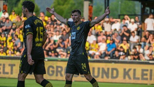 Thomas Meunier (re.) und Mats Hummels (Bild: GEPA pictures)