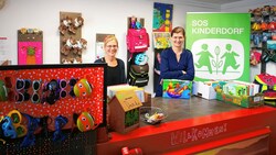 Im SOS-Ballon werden noch Spender für Hefte und Co. gesucht. Vergünstigte Schulstartartikel sind dort zu haben. (Bild: SOS-Kinderdorf)