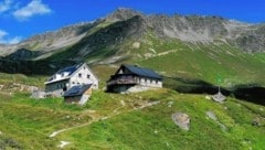 Der Aufstieg zum Schutzhaus auf der Muttenalpe verläuft überwiegend auf dem Steig. (Bild: Peter Freiberger)