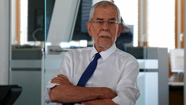 Bundespräsident Alexander Van der Bellen will sich mit dem Know-how seines Beirats künftig in die Energie-Krise einbringen. (Bild: ANDREAS TROESTER)