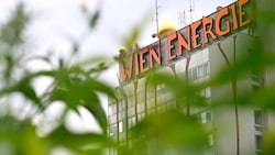 Die Geschäfte an den Strombörsen brachten die Wien Energie in eine massive Schieflage. Kunden befürchten weitere Teuerungen bei ihren Stromrechnungen.. (Bild: APA/Helmut Fohringer)