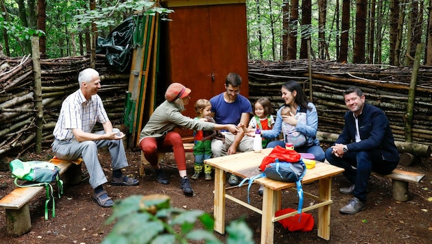 Die Naturverbundenheit steht bei der Kindergartengruppe „Waldameisen“ an erster Stelle (Bild: Gerhard Schiel)