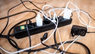 Grundsätzlich sollte auch darauf geachtet werden, dass nicht zu viele Geräte an ...
