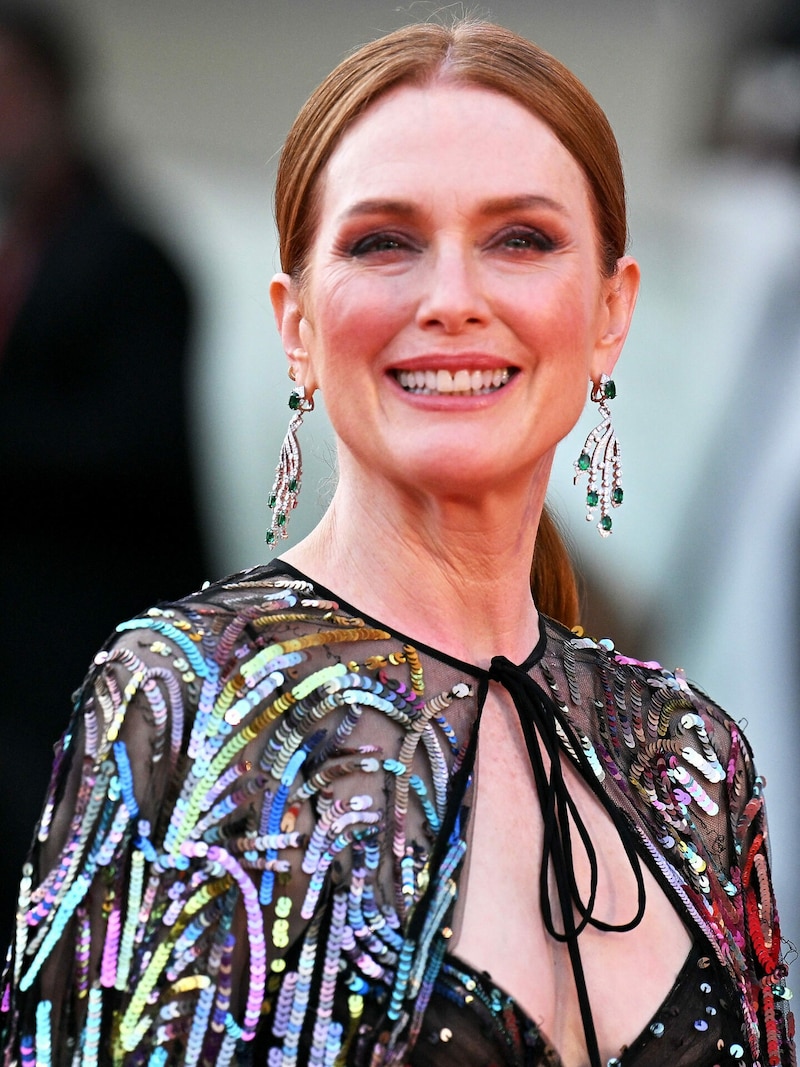 Julianne Moore bei der Eröffnung der 79. Filmfestspiele von Venedig (Bild: APA/Photo by Tiziana FABI / AFP)