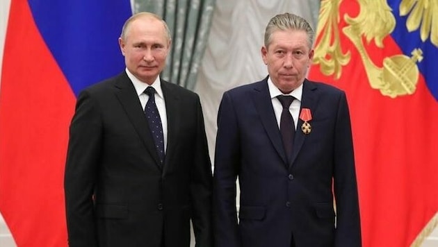 Rawil Maganow mit dem russischen Präsidenten Wladimir Putin (Bild: Lukoil)