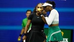 Serena (li.) und Venus Williams (Bild: AP)