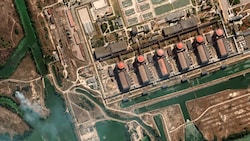 Das AKW mit seinen sechs Reaktoren auf einem Satellitenbild (Bild: Associated Press)