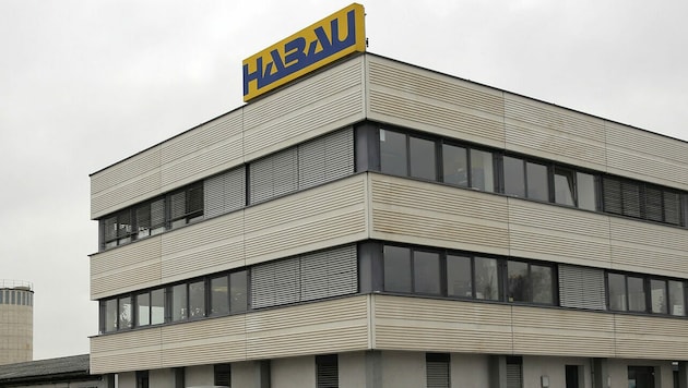 Die HABAU-Zentrale in Perg (Oberösterreich). Hier betreibt das Unternehmen auch das größte Fertigteilwerk Österreichs. (Bild: gewefoto - Gerhard Wenzel)