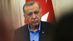 Erdogan wirkt militärisch entschlossen - droht nun der nächste Konflikt in Europa? (Bild: Copyright 2022 The Associated Press. All rights reserved)