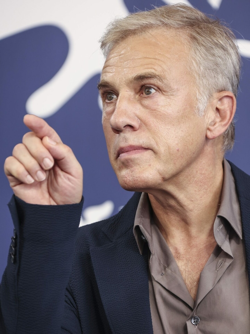 Christoph Waltz war an diesem Nachmittag zu Scherzen aufgelegt. (Bild: Invision)