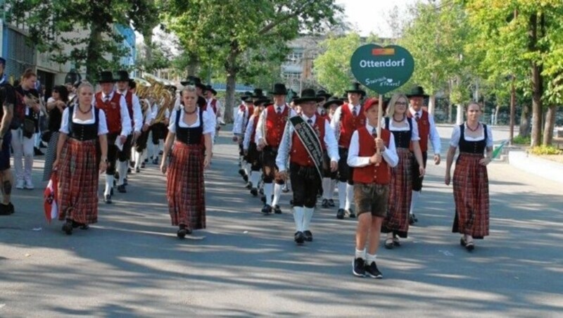 Die Trachtenmusikkapelle Ottendorf an der Rittschein (Bild: TMK Ottendorf)