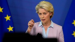 „Alle Energiequellen müssen zur Bewältigung dieser Krise beitragen“, betont Ursula von der Leyen. (Bild: AP)