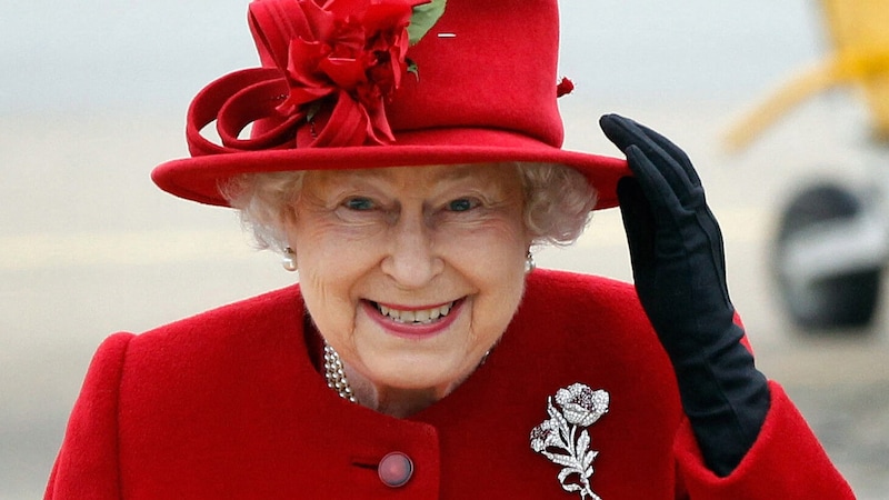 ... related to the late Queen Elizabeth and therefore to the British royal family. (Bild: AFP)