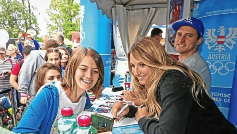 Sportstars wie Anna Gasser oder Matthias Mayer sind die Publikumsmagneten am „Tag des Sports“ im Prater (17. 9.) (Bild: KRONENZEITUNG FOTO GERHARD GRADWOHL)